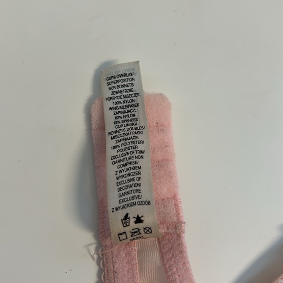 Adorable checkered pink and white 34C bra - Picture 4 of 4